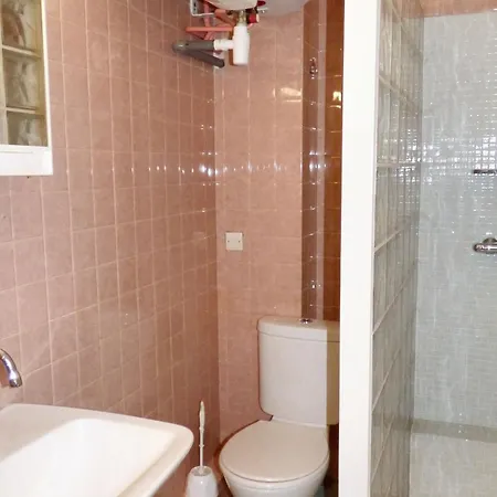 Dans - 25 M² Avec Terrasse Et Parking *