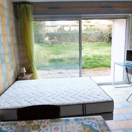 Dans - 25 M² Avec Terrasse Et Parking